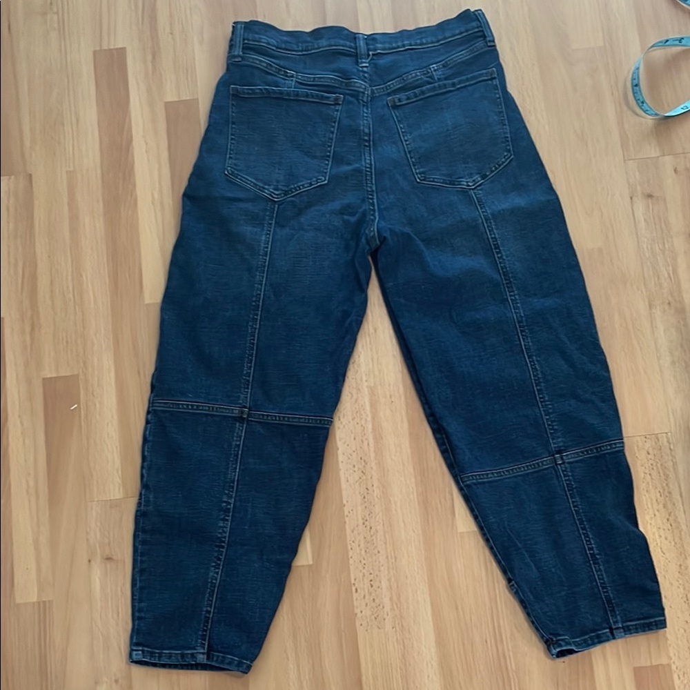 Banana Republic Barrel Jeans - Picture 6 of 6